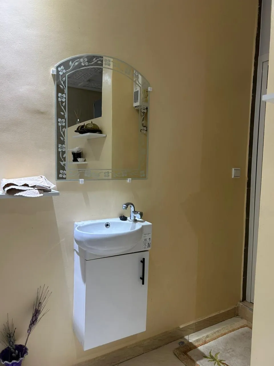 Appartement à louer à Hay Al Farah à Agadir, d'une superficie de 64 m²