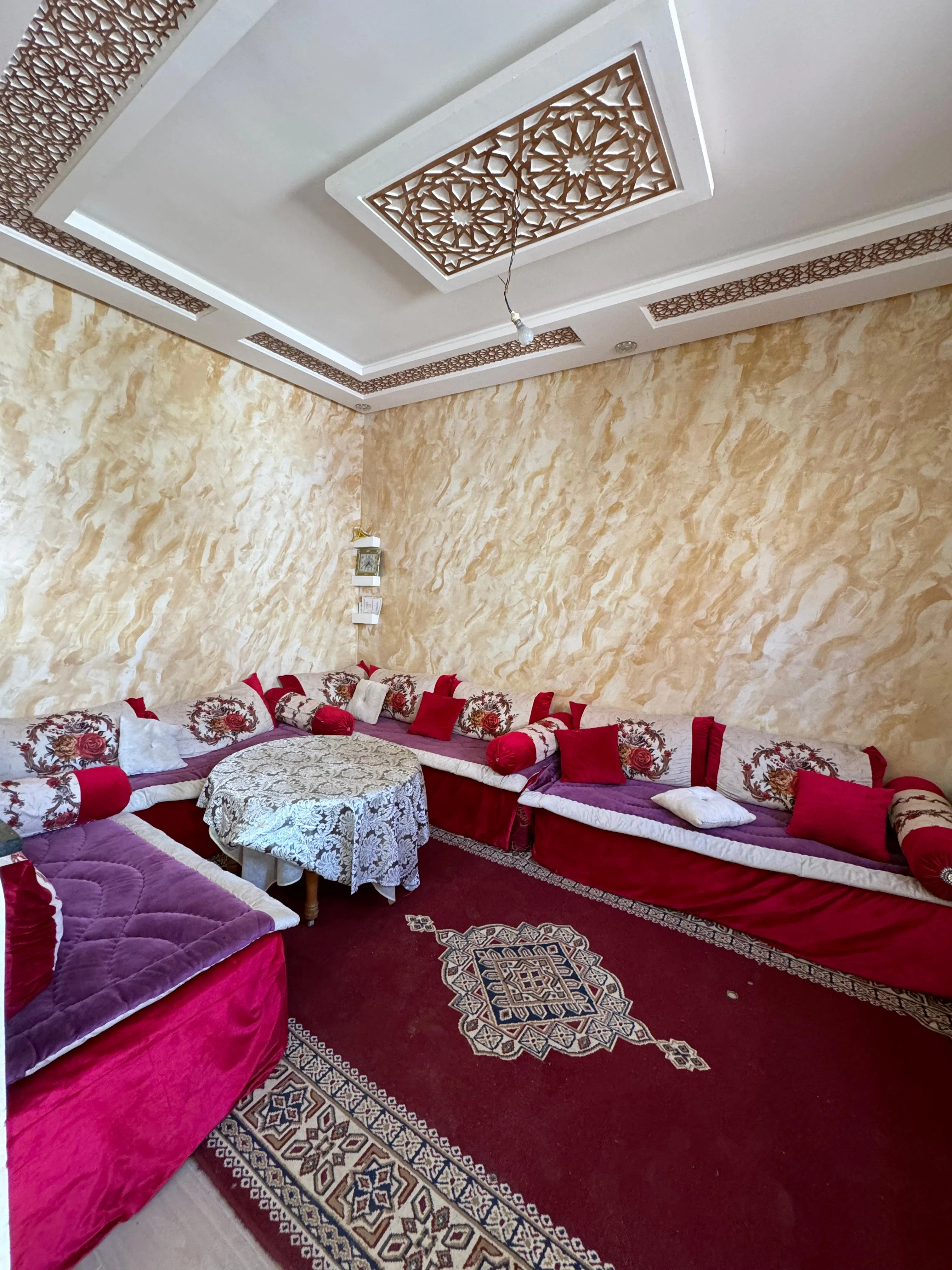  appartement à louer à Agadir bien équipé et situé dans une résidence sécurisée.