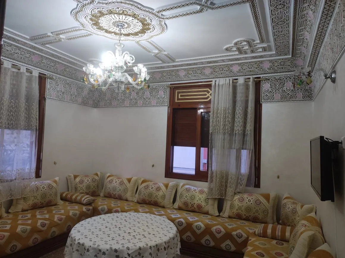 Appartement à louer à Rabat, au premier étage, avec une chambre