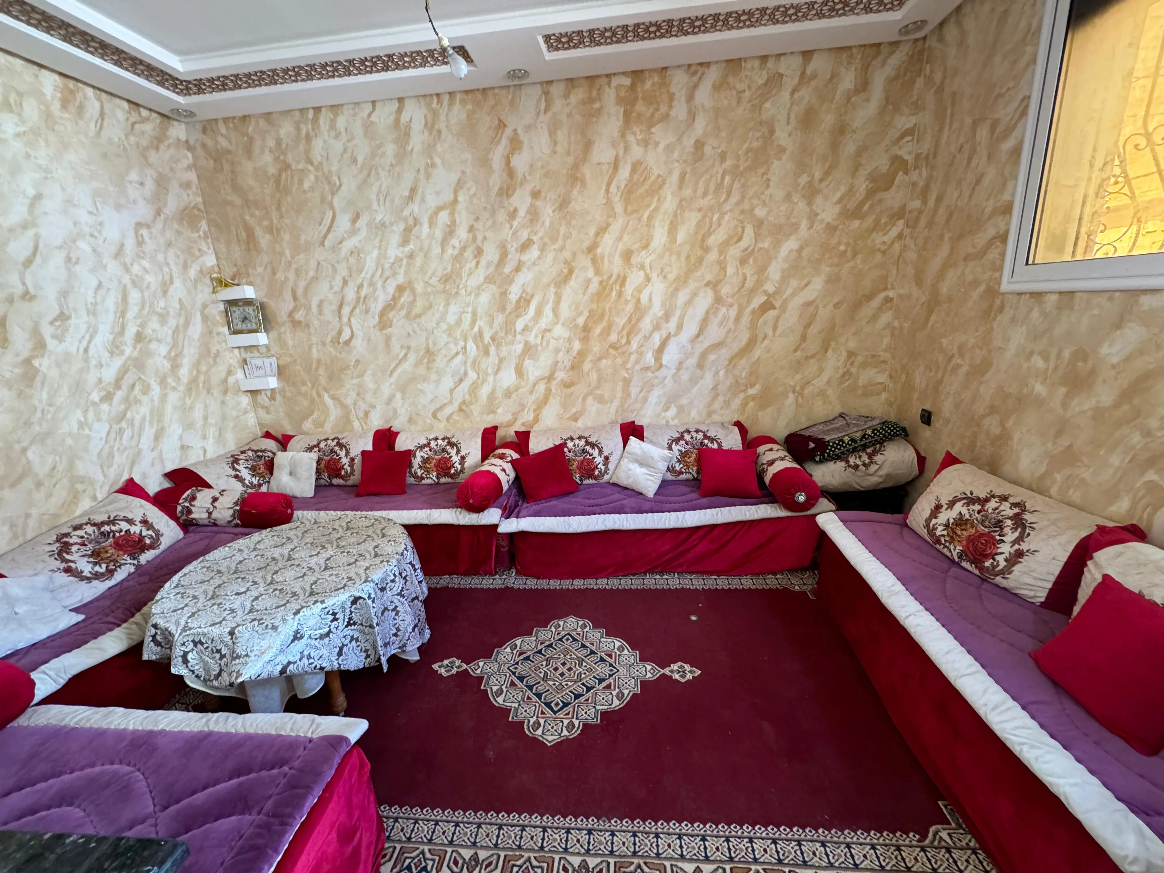 Belle villa à louer à Rabat, Harhoura, avec un grand espace