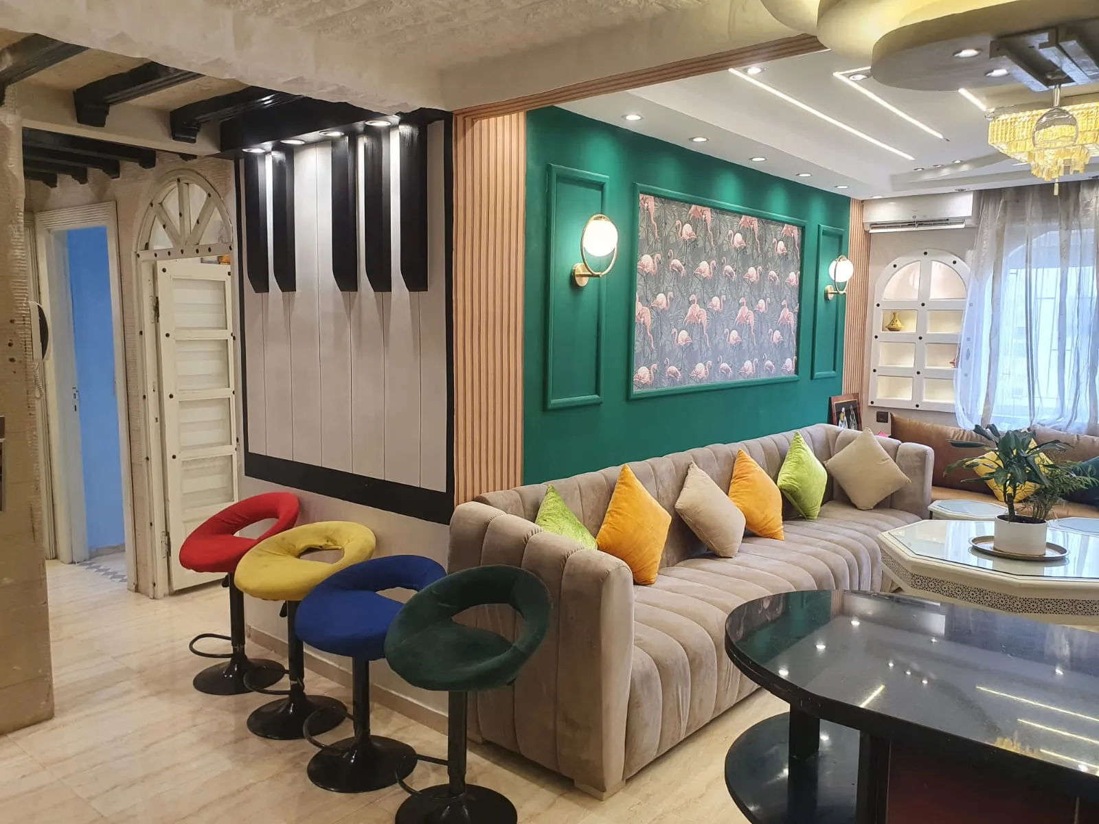 Appartement beau et élégant à louer à la journée à Casablanca, près du corniche,