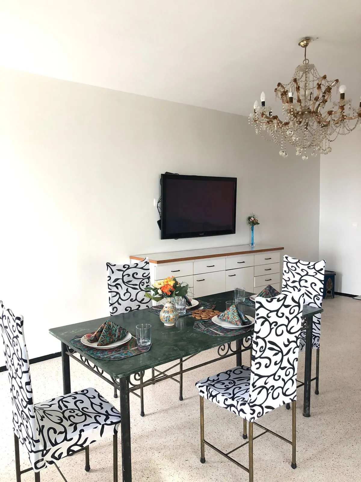 Appartement avec une vue imprenable à louer dans un emplacement stratégique 