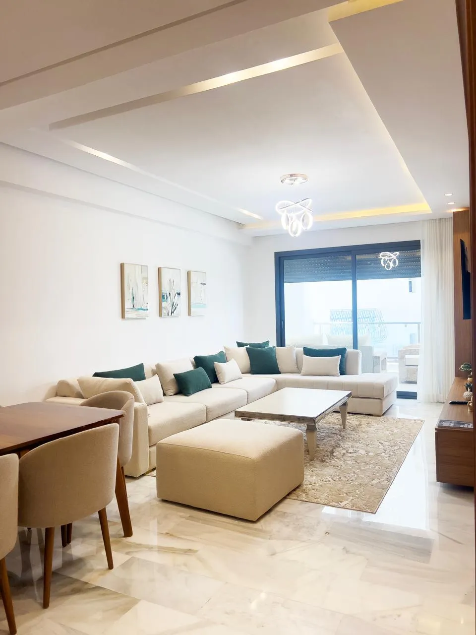 Appartement de luxe à louer à Malabata, Tanger, dans une résidence sécurisée 