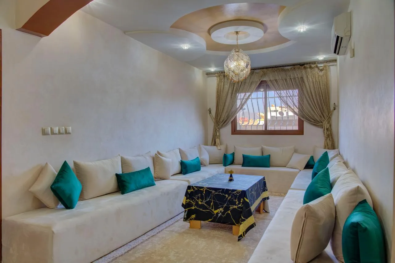 Appartement de luxe à louer à Marrakech, situé dans le quartier d'Abwab Guéliz
