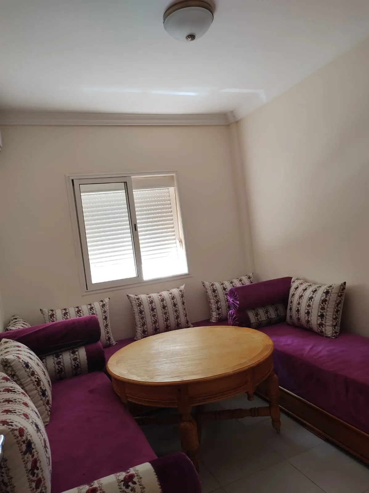 Appartement équipé à louer à Marrakech, comprenant une chambre et deux salons