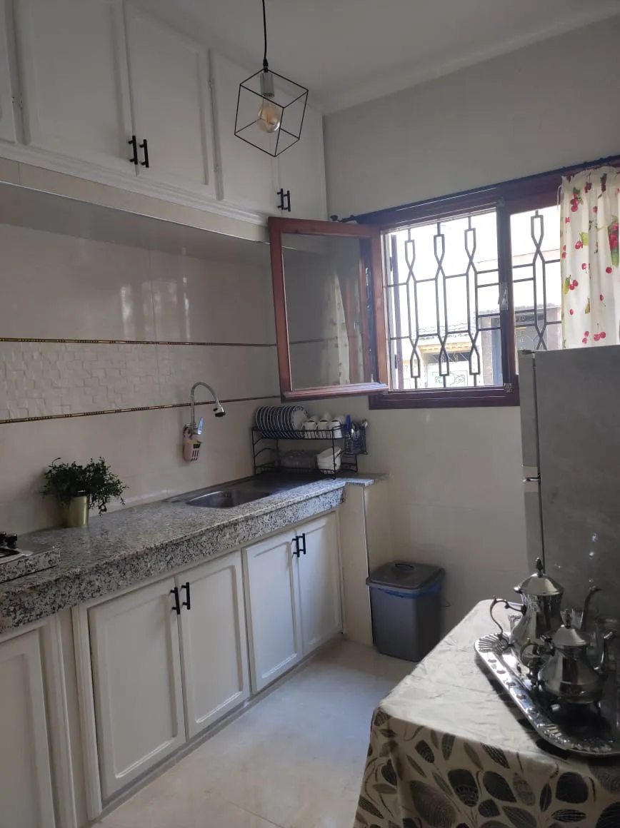 Appartement à louer à Rabat, rez-de-chaussée, avec une chambre