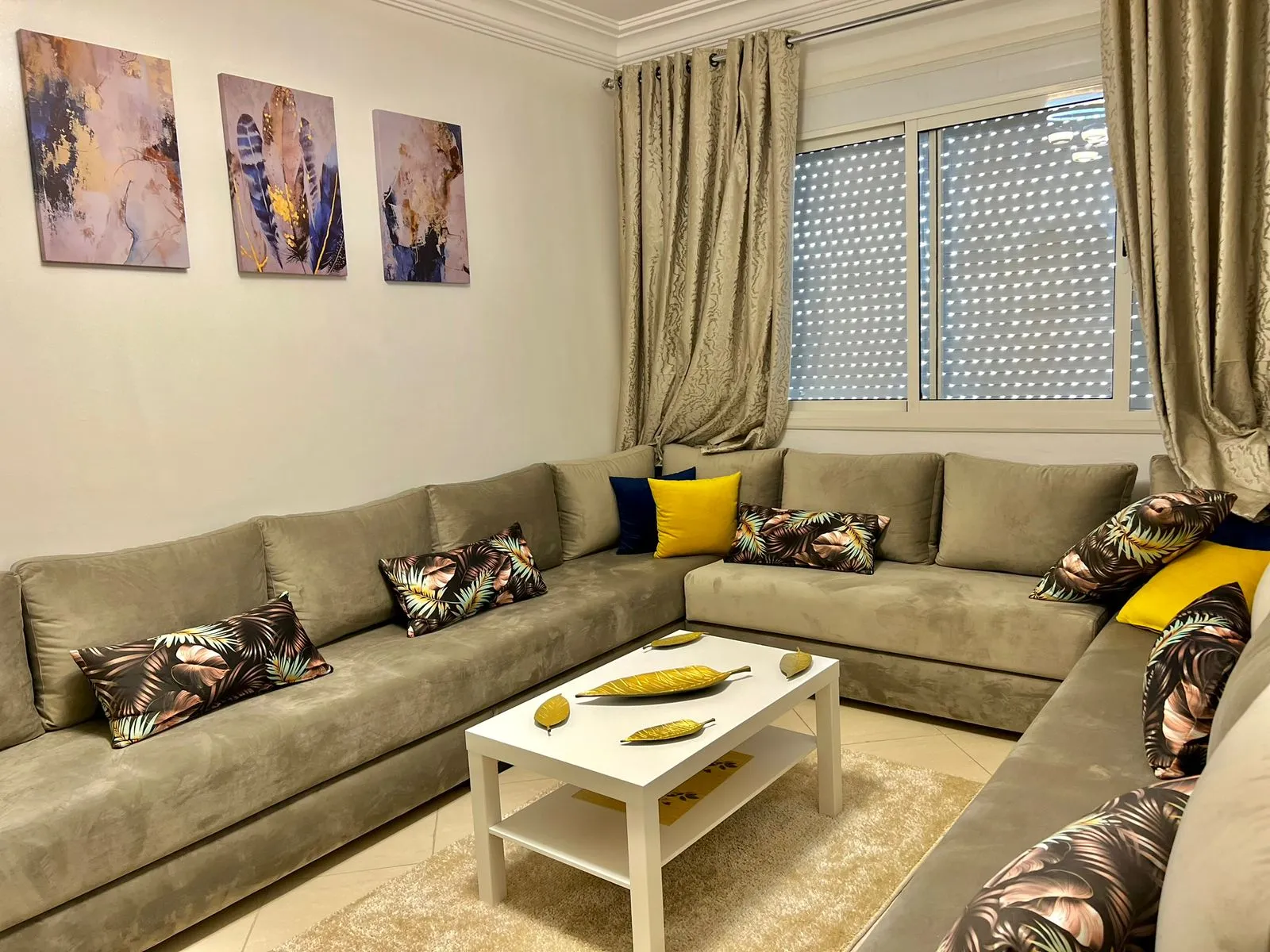 Appartement de luxe à louer à Harhoura, Rabat, situé au troisième étage