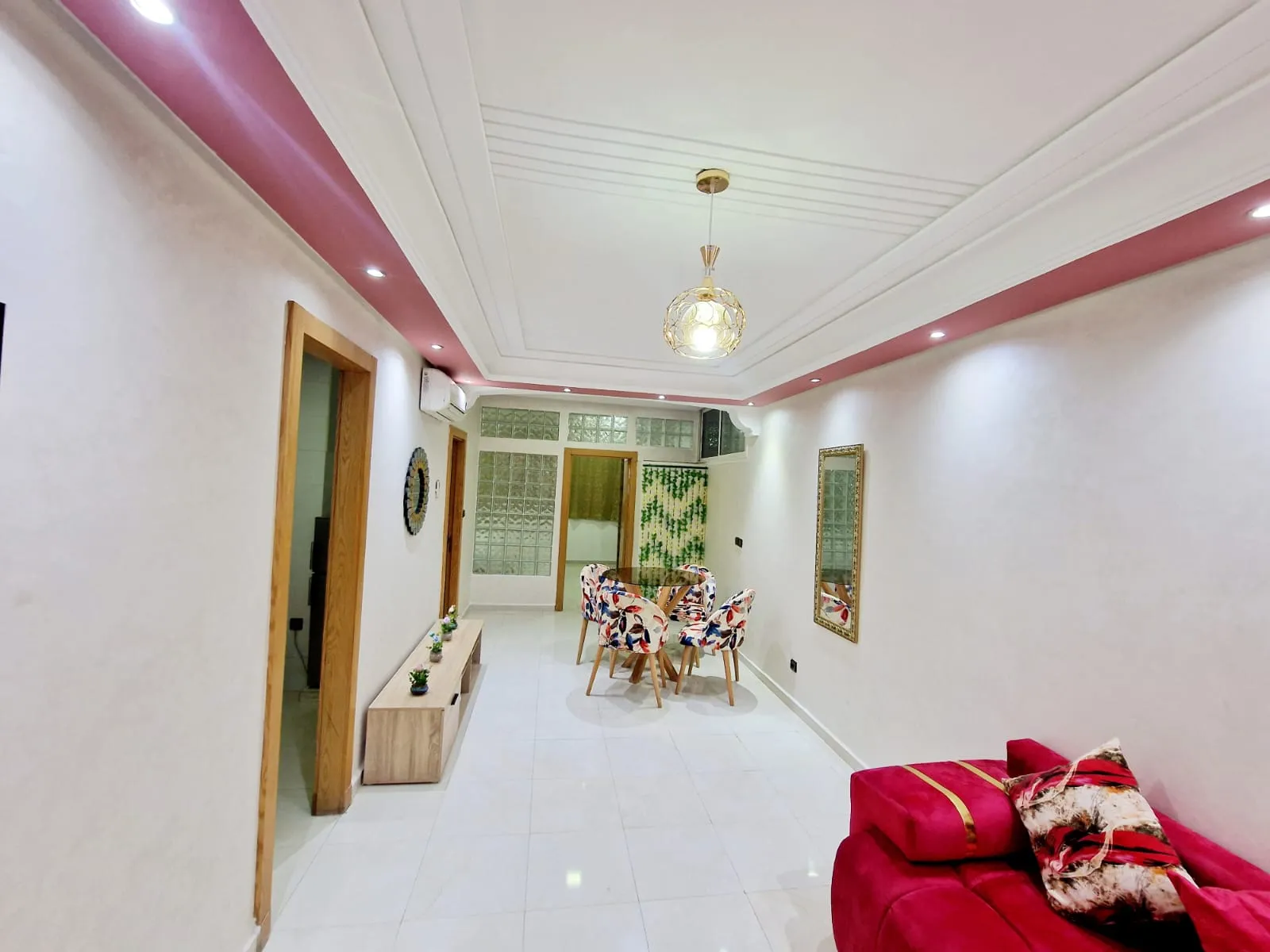 Un magnifique appartement à louer à Agdal  Rabat, avec une chambre et un salon