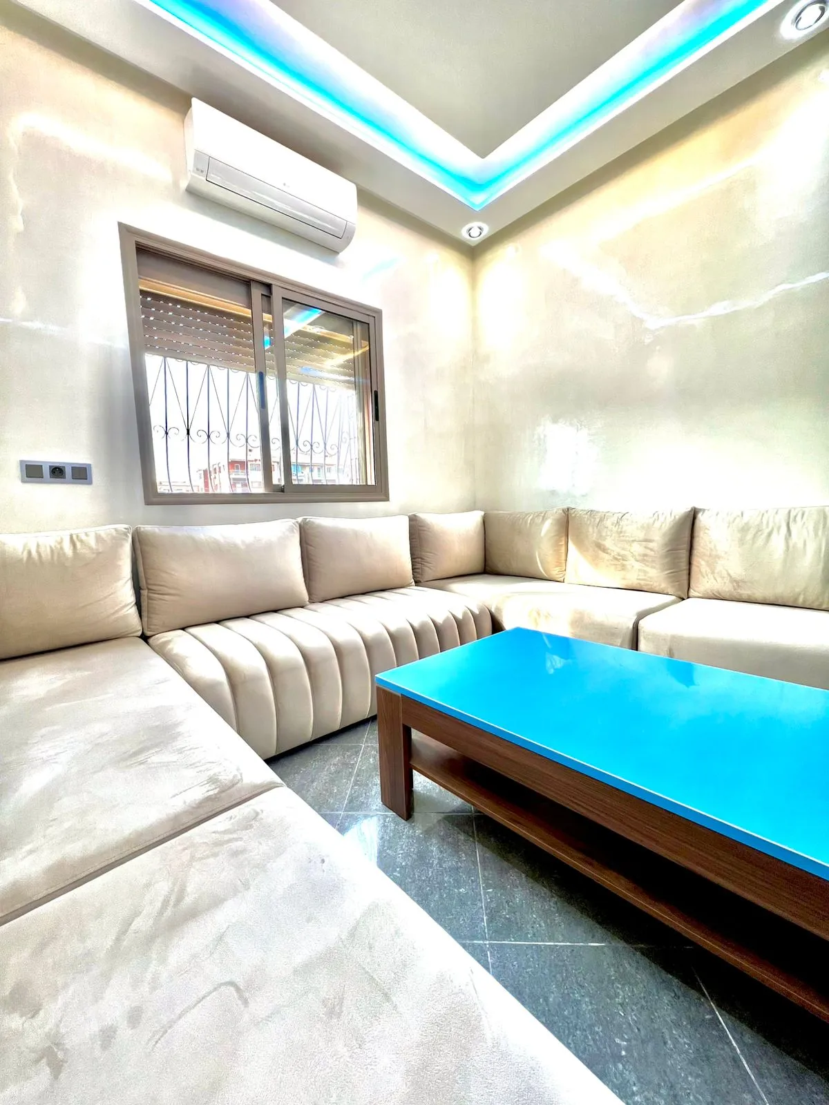 Appartement de luxe à louer à Marrakech, situé dans le quartier d'Abwab Guéliz