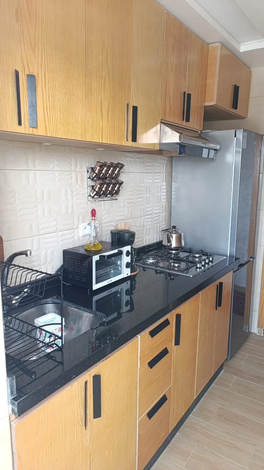 Terrain à vendre à mdiq , R+3, 230 mètres carrés, propriété, deux façades