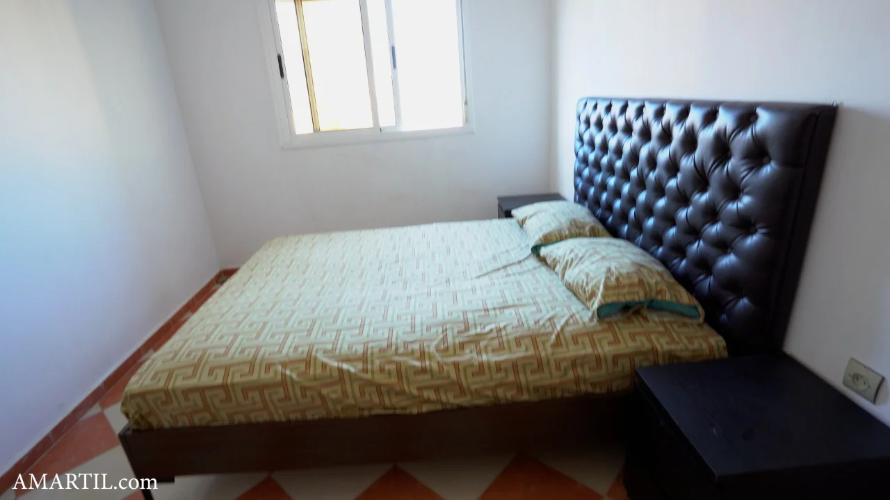 Appartement a vendre equipe a centre de Oued Laou 2 chambres salon grand cuisine