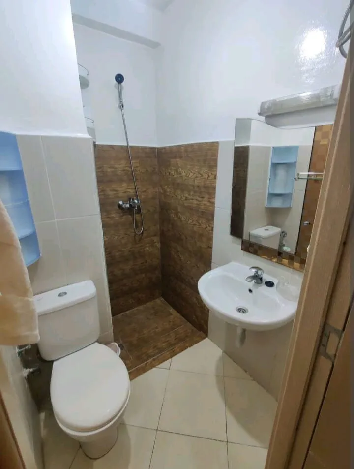 Appartement à louer au quartier Al-Hay Al-Mohammadi à Agadir, au deuxième étage.