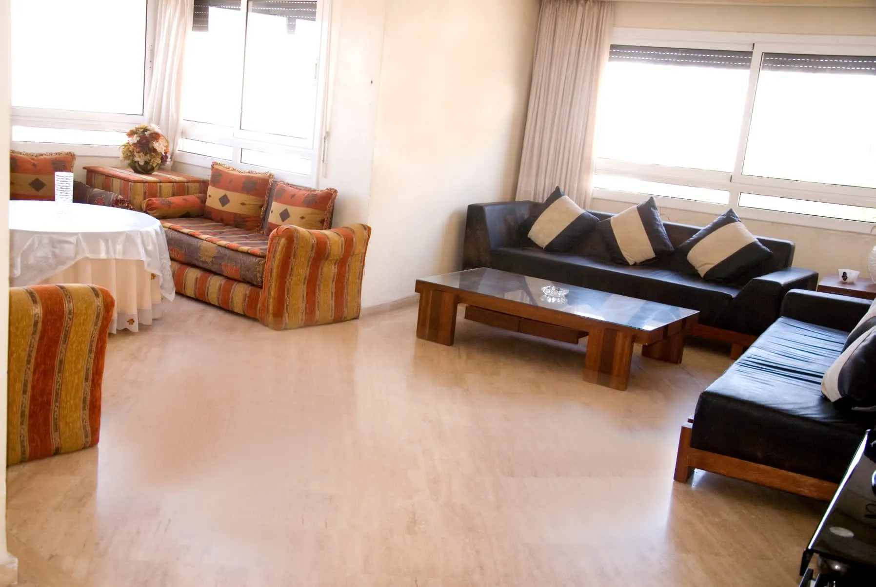 Appartement à louer quotidiennement à Maarif 3 chambres 3 salles de bains 120m².