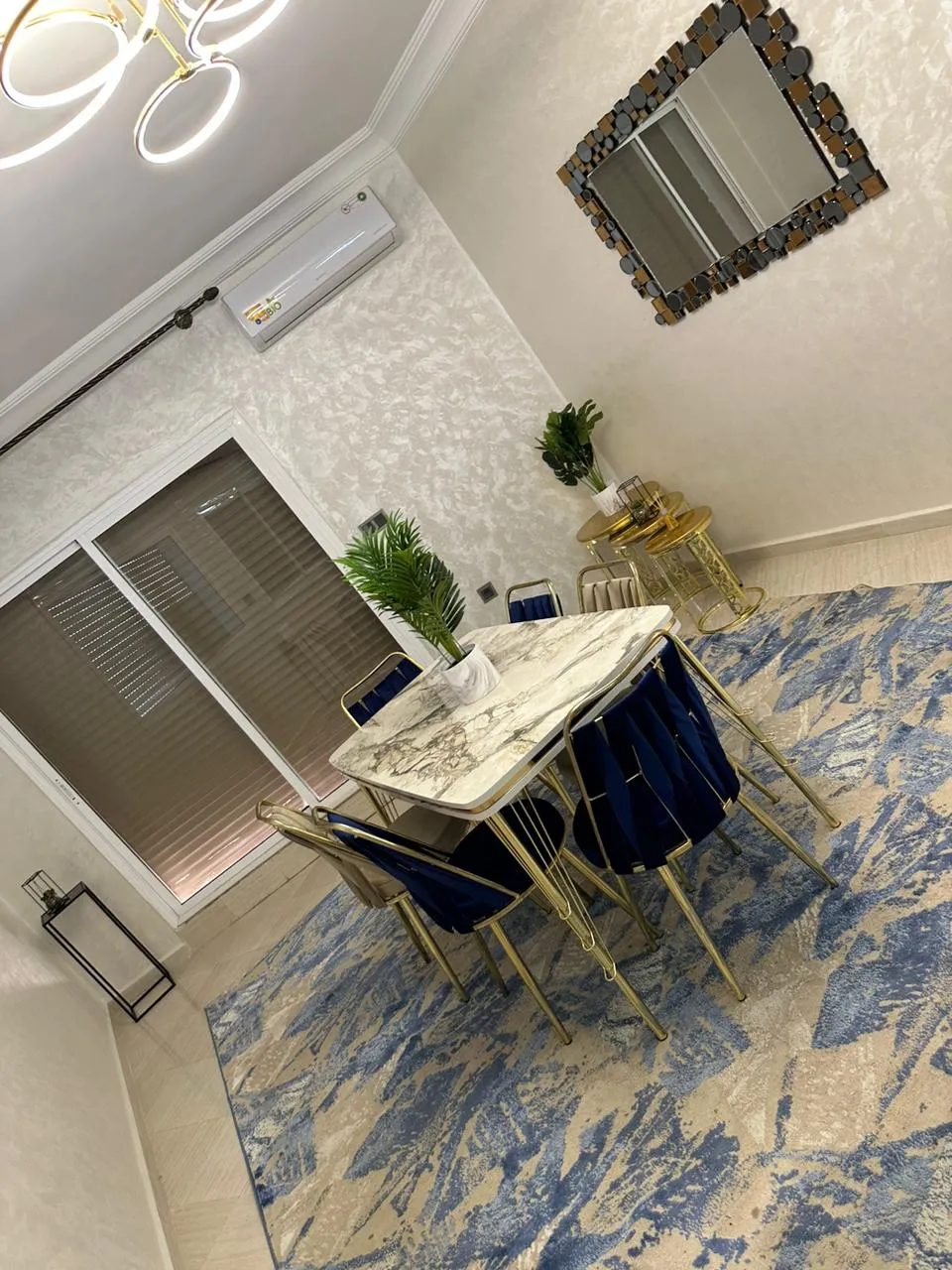 Appartement élégant à louer à Tanger, dans un immeuble sécurisé 2 chambre salon 