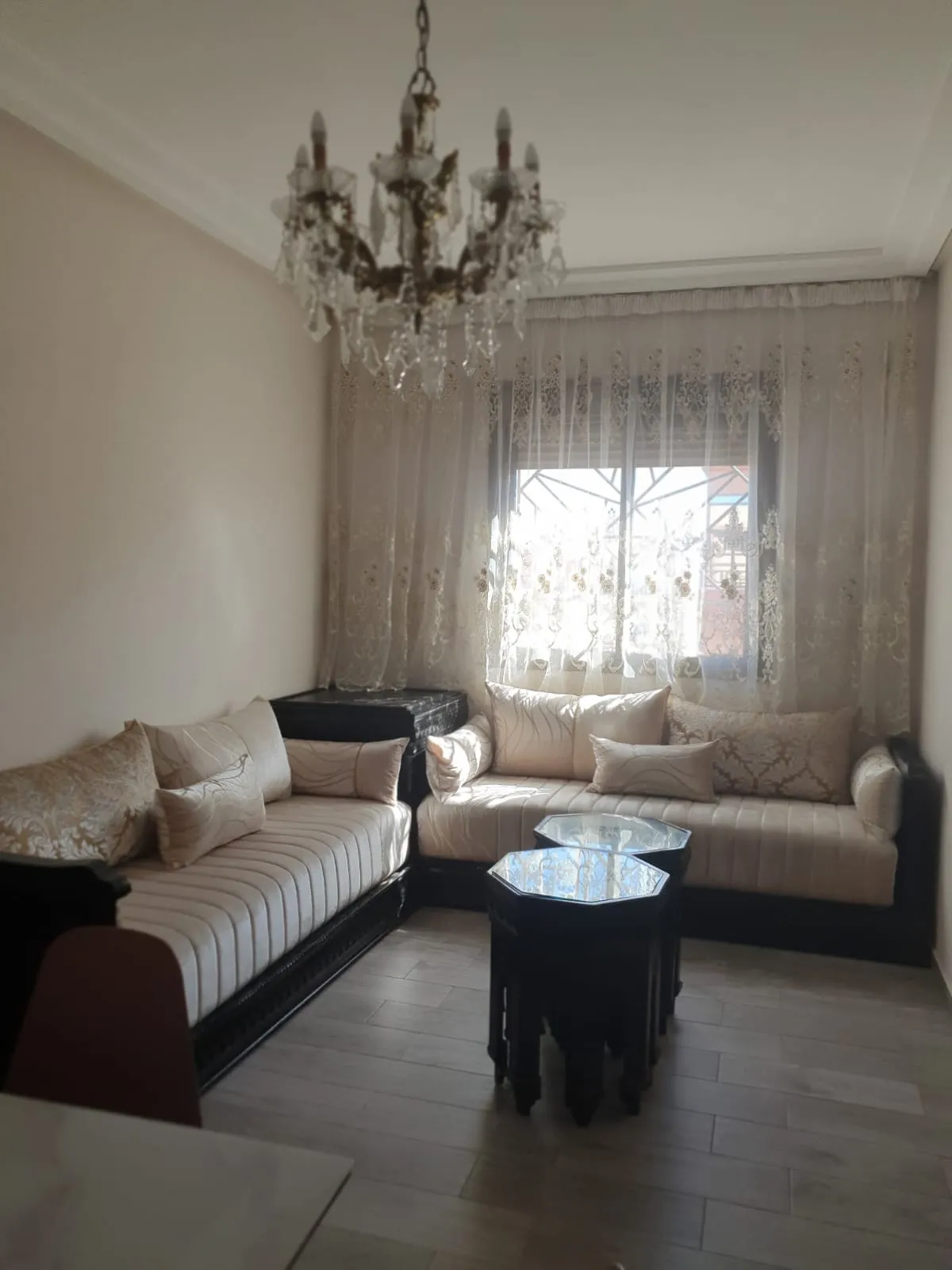 Un bel appartement à louer à Marrakech, situé au quatrième étage