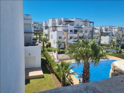 Bel appartement à louer à la journée à Alcudia Smir, au deuxième étage.