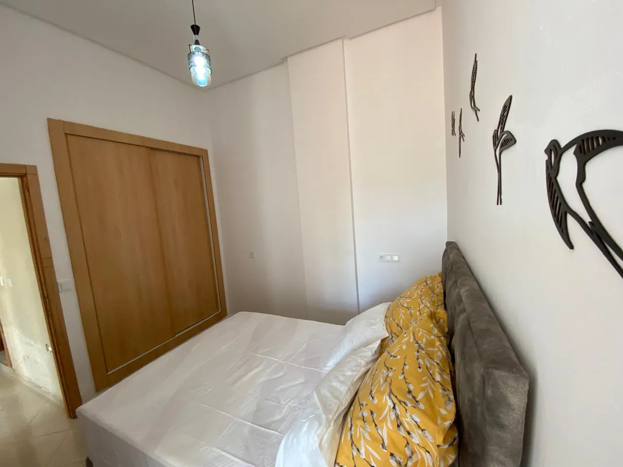Un appartement meublé à louer par jour à Marrakech, situé au premier étage