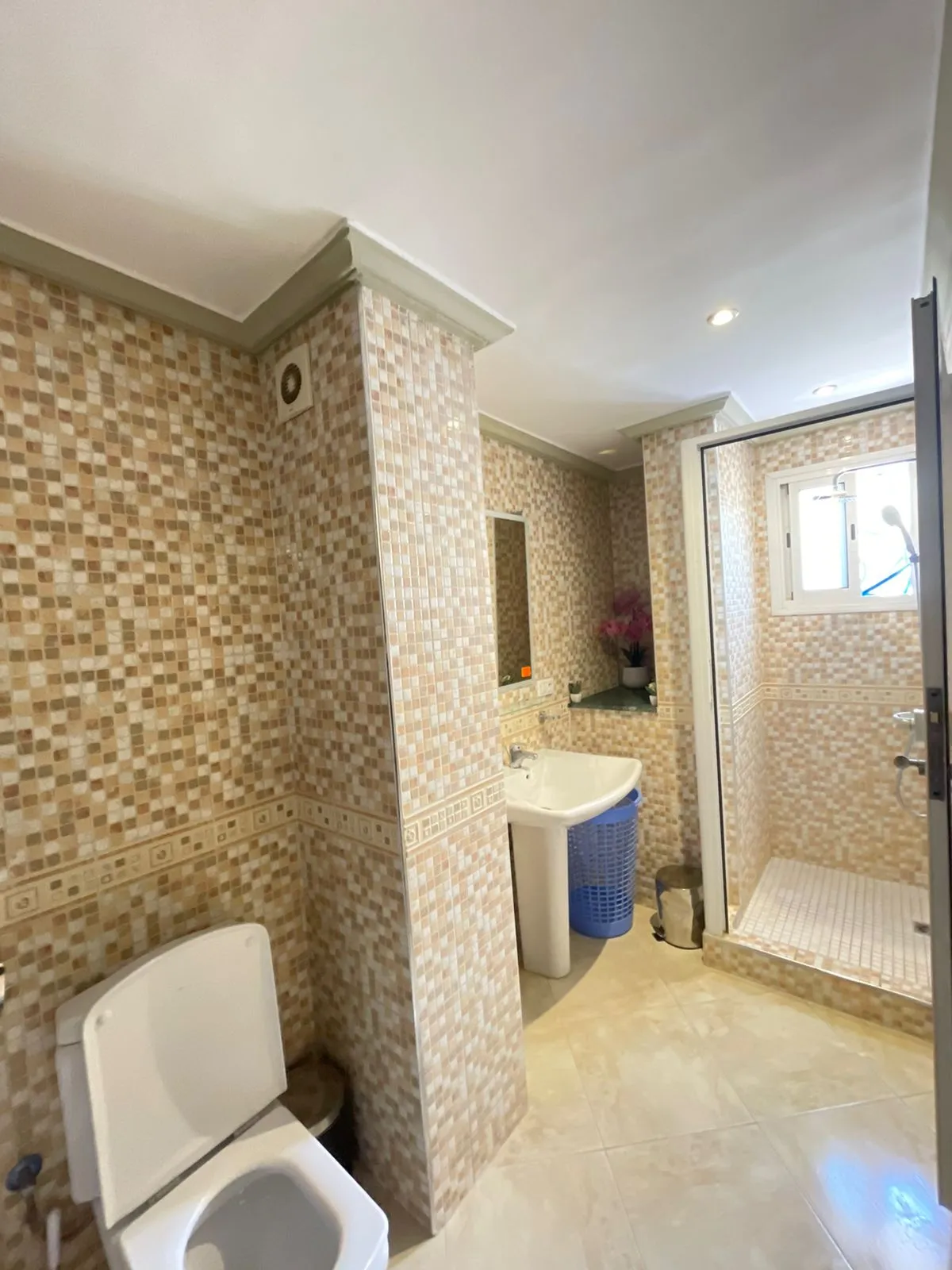Appartement de luxe à louer près de la corniche de Tanger 150 mètres 