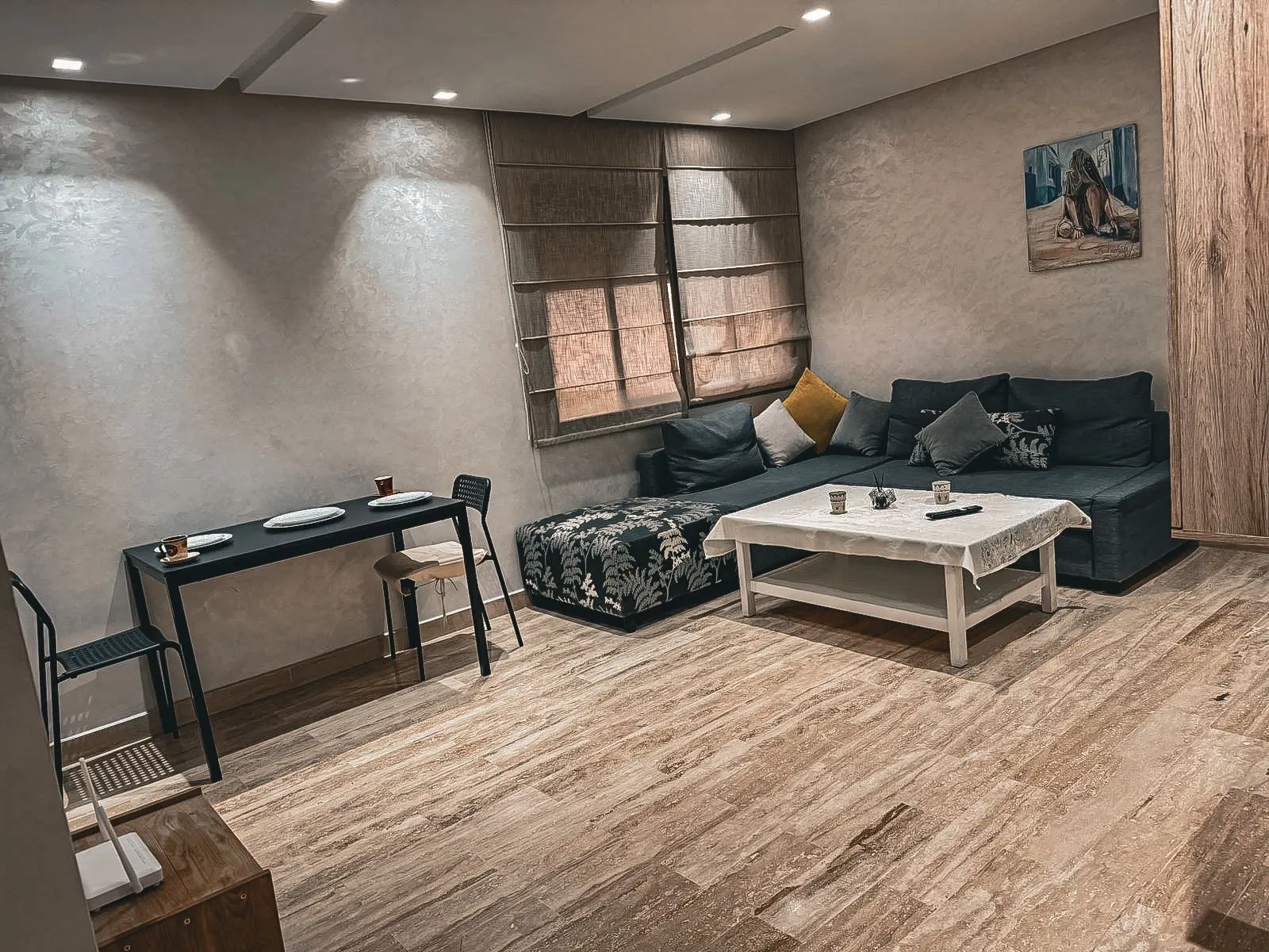 Appartement haut de gamme à louer pour la journée à Casablanca, au deuxième étag