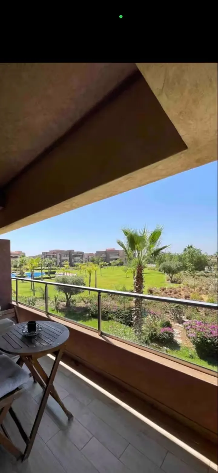 Un bel appartement à louer à Marrakech, doté d’un design moderne et élégant