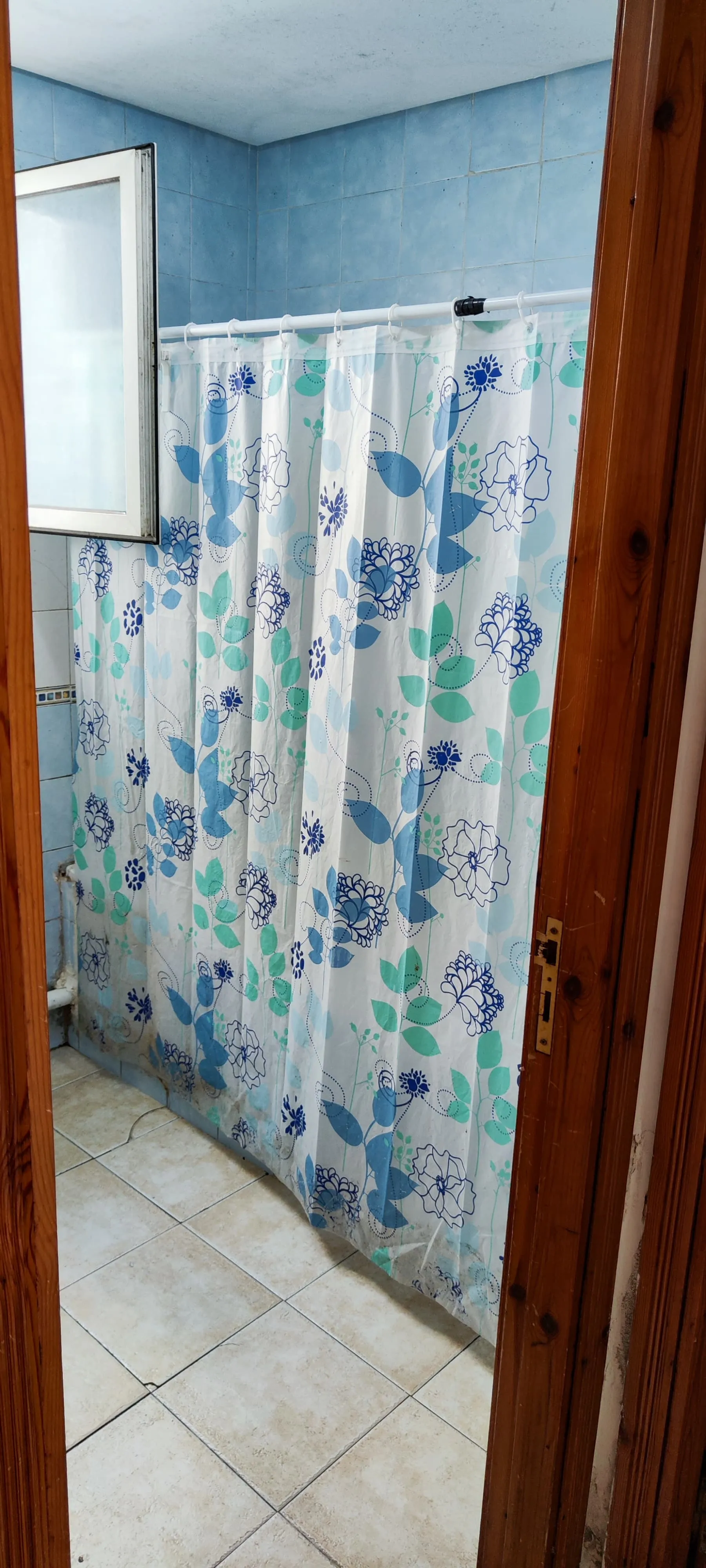 Petit appartement à louer à Rabat – Agdal, au troisième étage