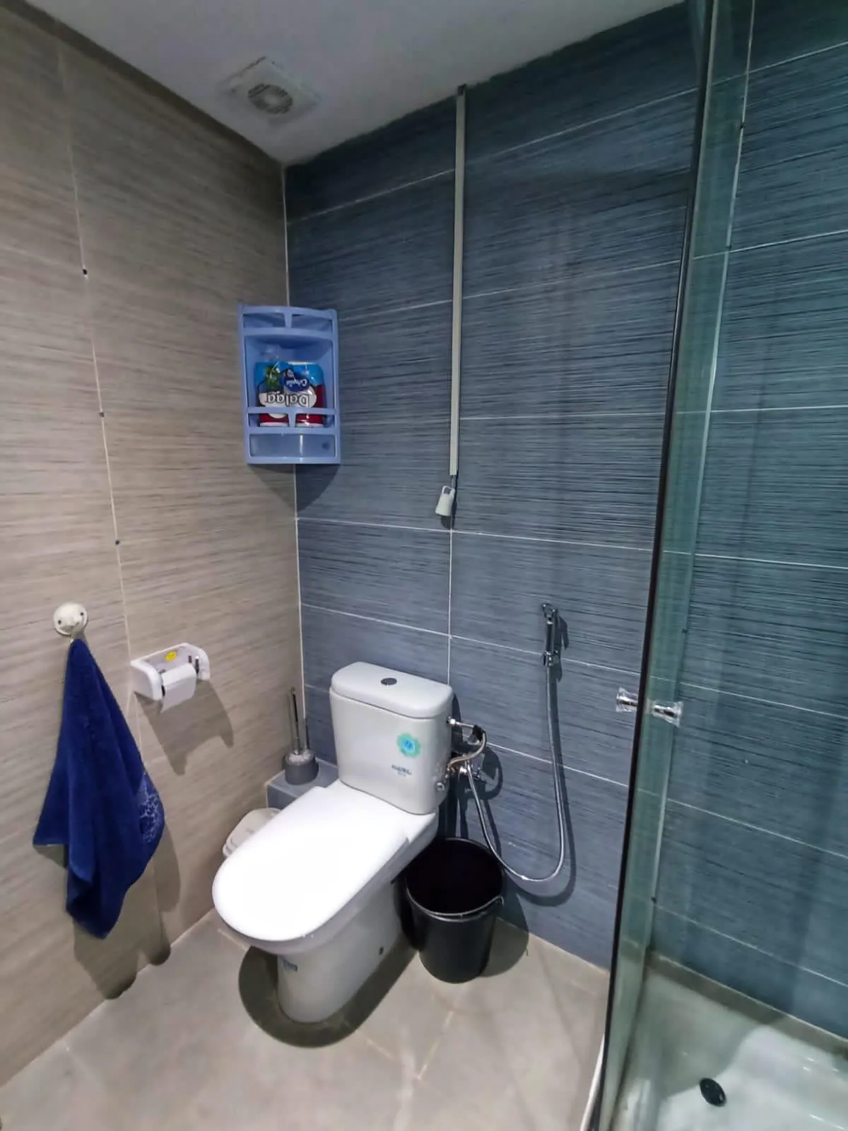 Appartement élégant à louer à Agadir, au 3 étage, avec une chambre et un salon.