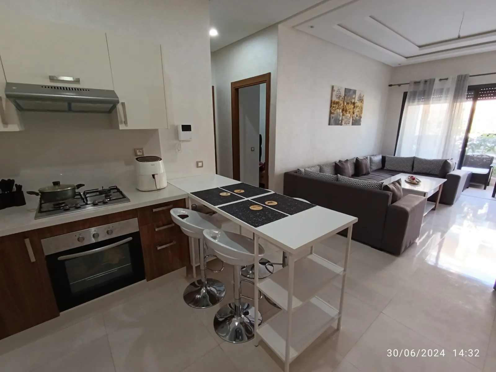 Bel appartement à louer à Rabat, au rez-de-chaussée, avec deux chambres
