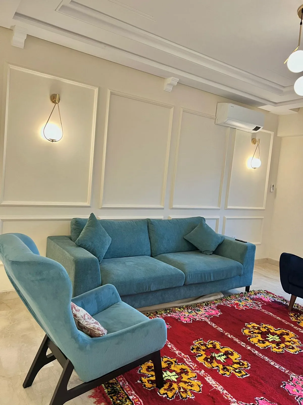 Appartement au design moderne à louer à Tanger dans une résidence sécurisée. 
