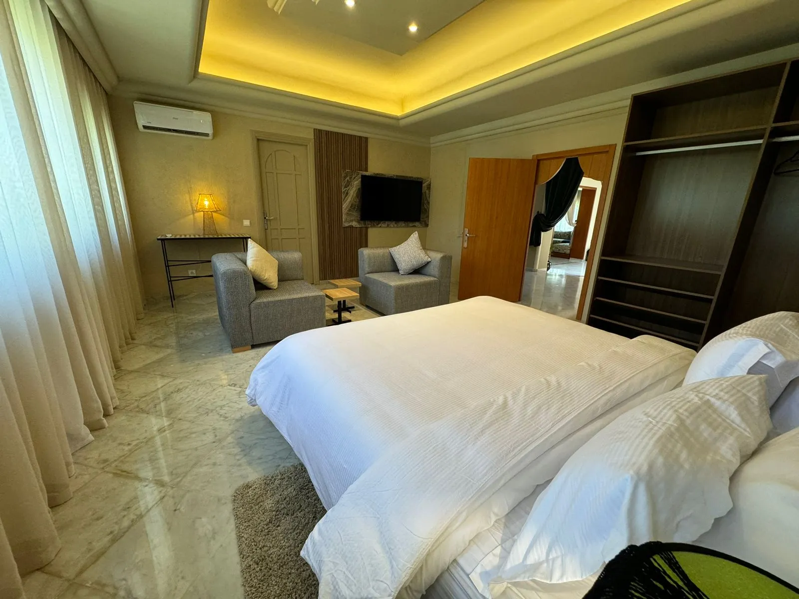 Villa de luxe à louer mensuellement à Rabat, d'une superficie de 2500 mètres 