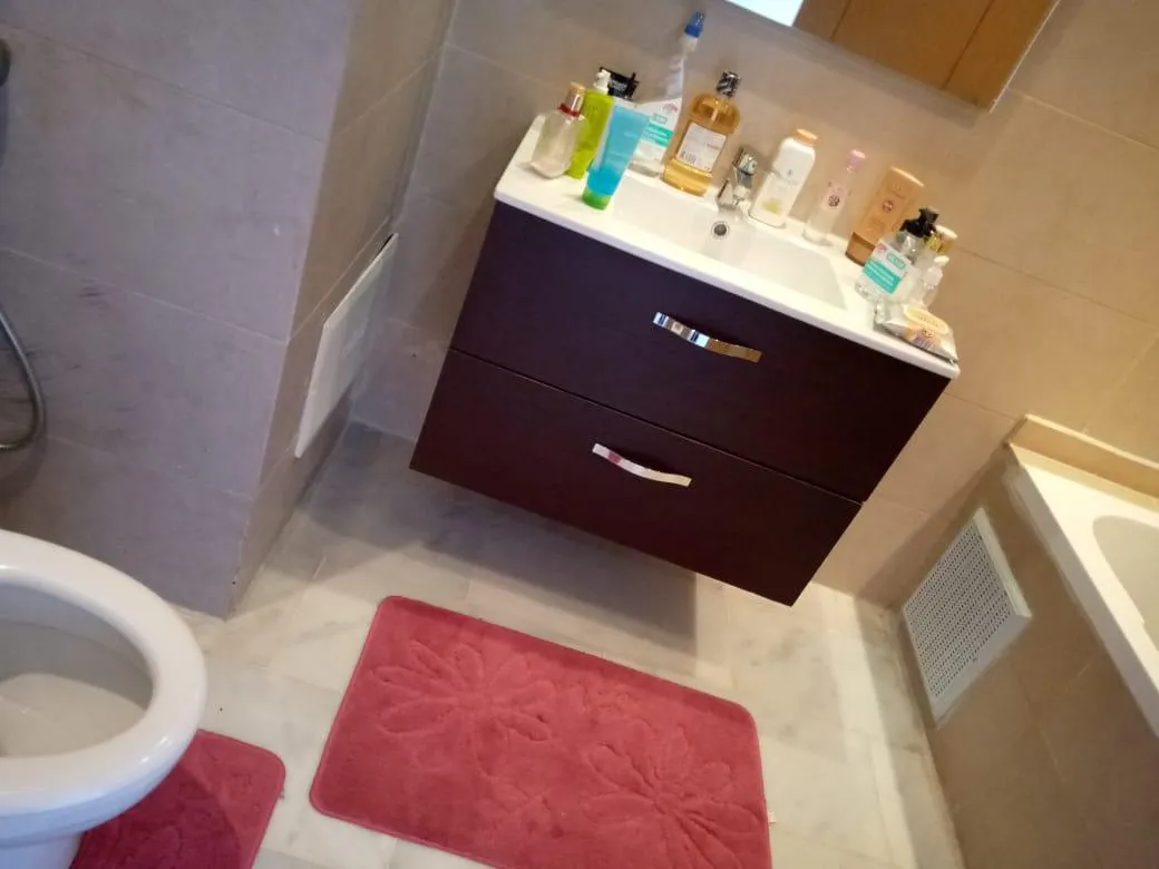 Appartement meublé à Harhoura  Rabat, avec trois chambres