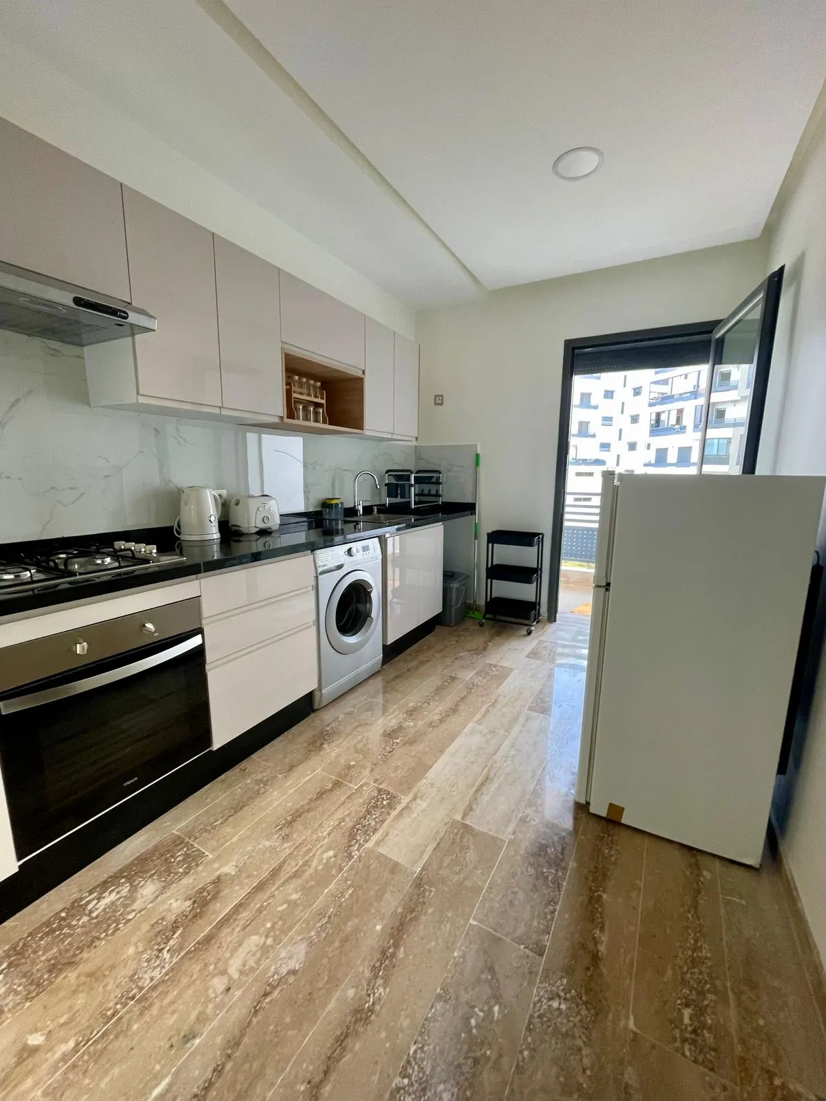 Un appartement élégant à louer dans un quartier calme d'une superficie de 90 m².
