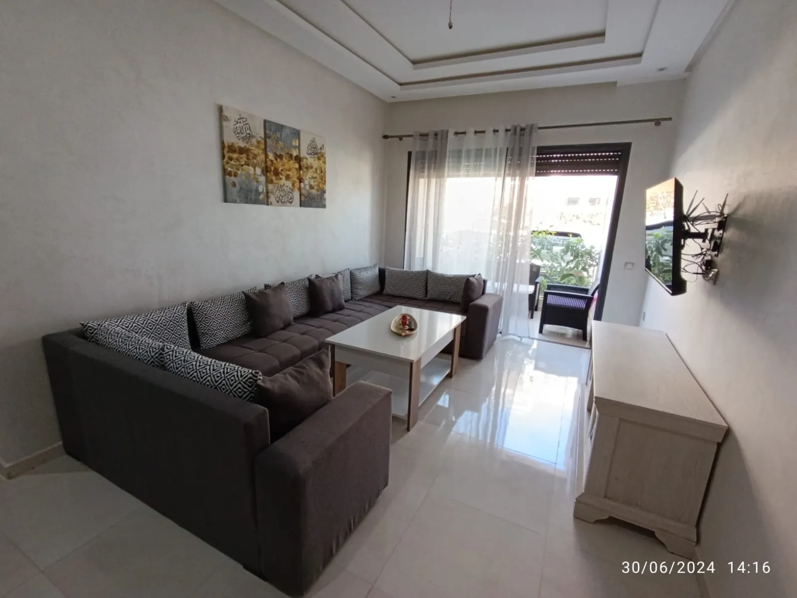 Bel appartement à louer à Rabat, au rez-de-chaussée, avec deux chambres