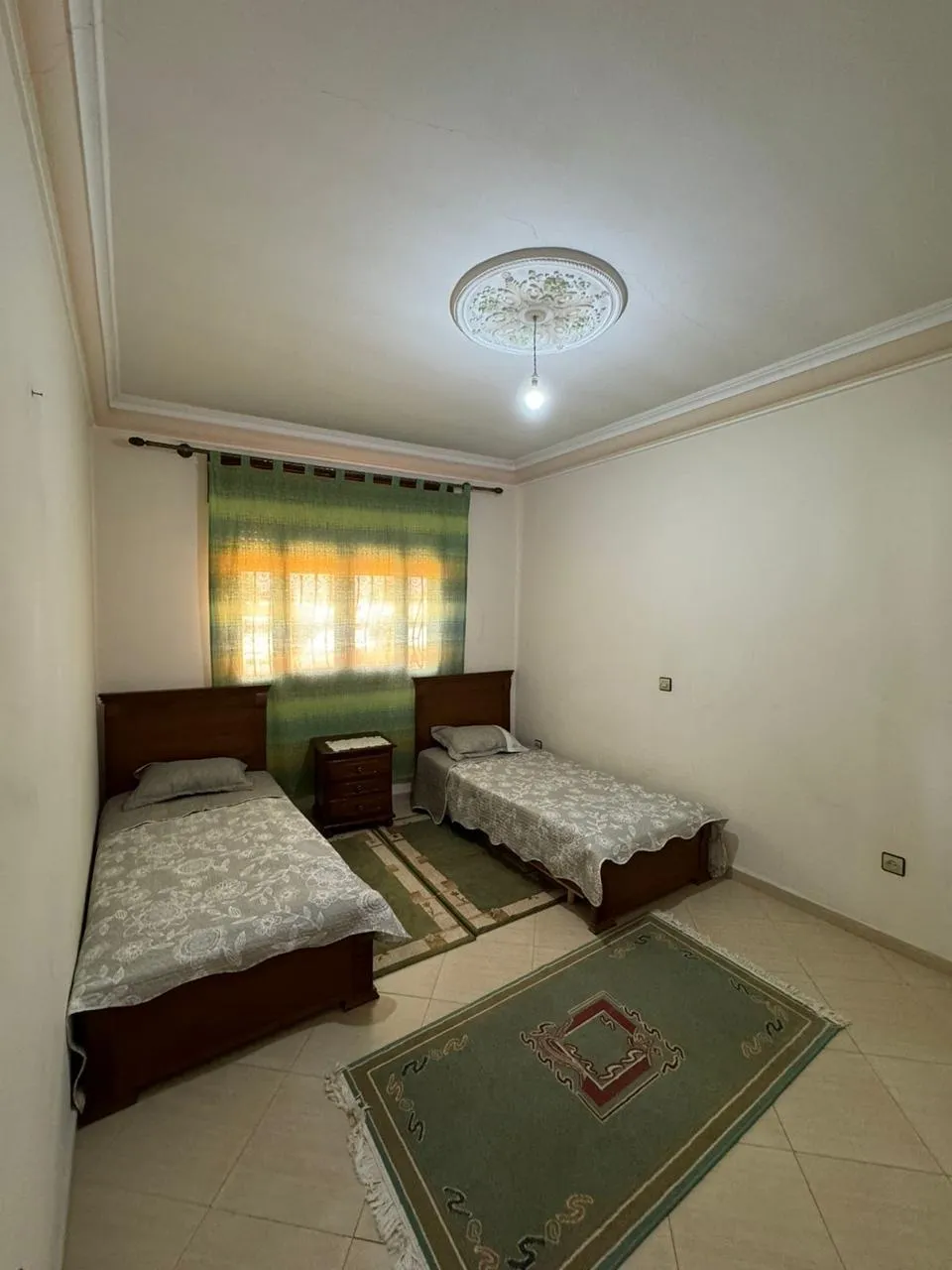 Appartement spacieux à louer dans le quartier Zemouri à Tanger.130 m