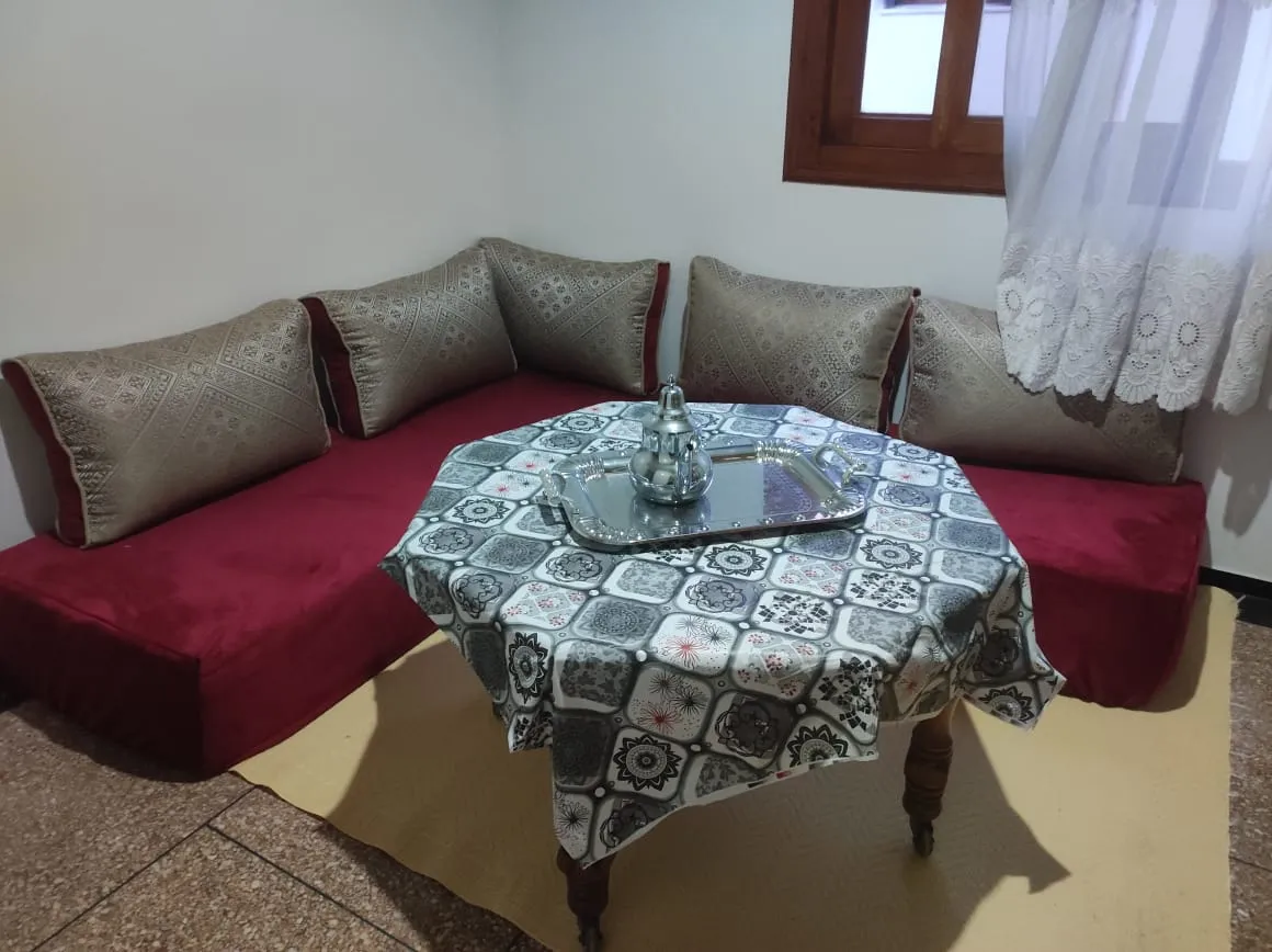 Appartement à louer à Rabat, au premier étage, avec une chambre