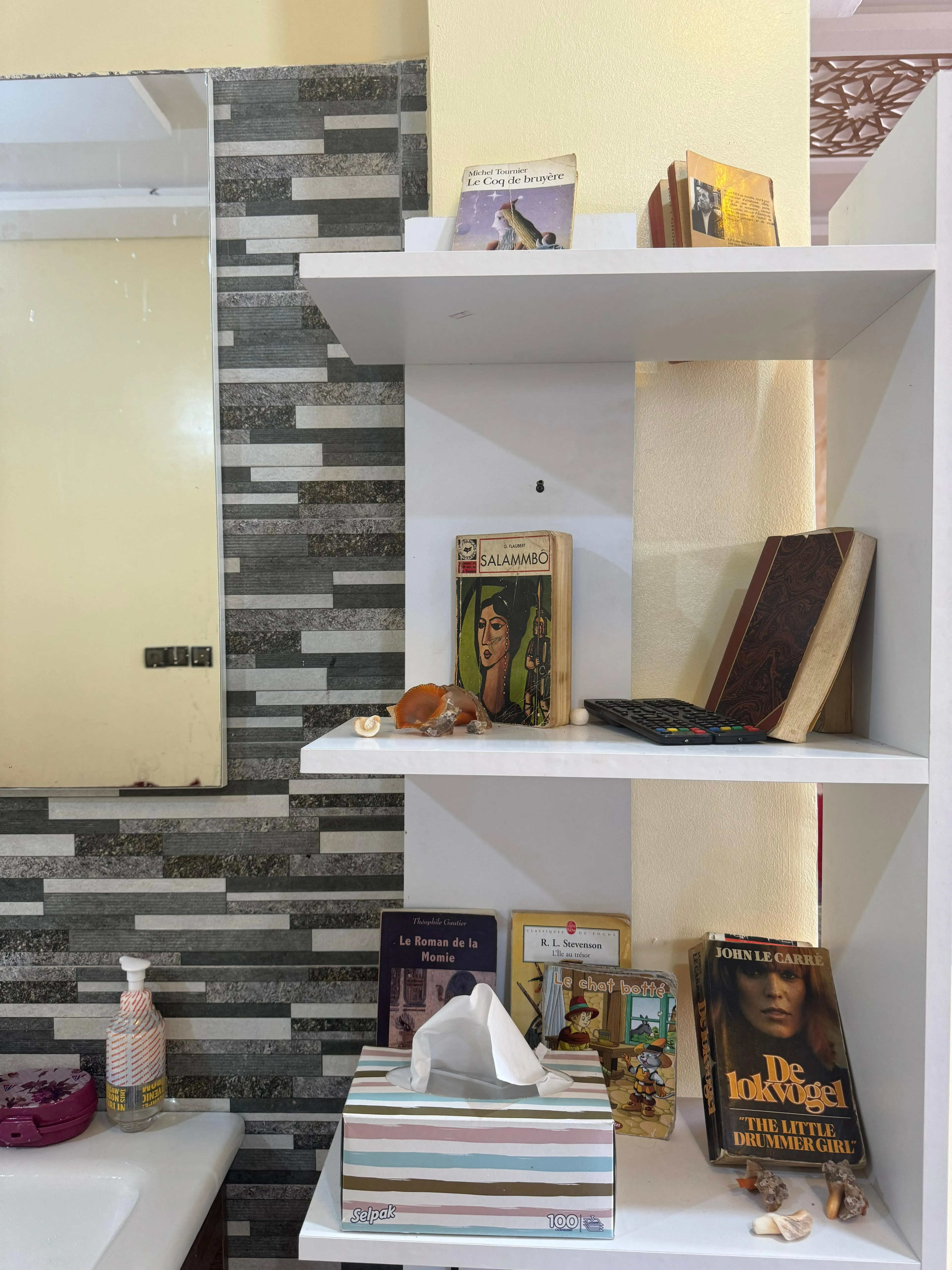  appartement à louer à Agadir bien équipé et situé dans une résidence sécurisée.