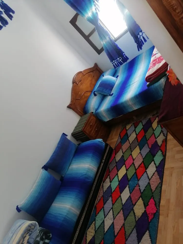 Appartement à louer à Chefchaouen, au troisième étage,  deux chambres et salon.