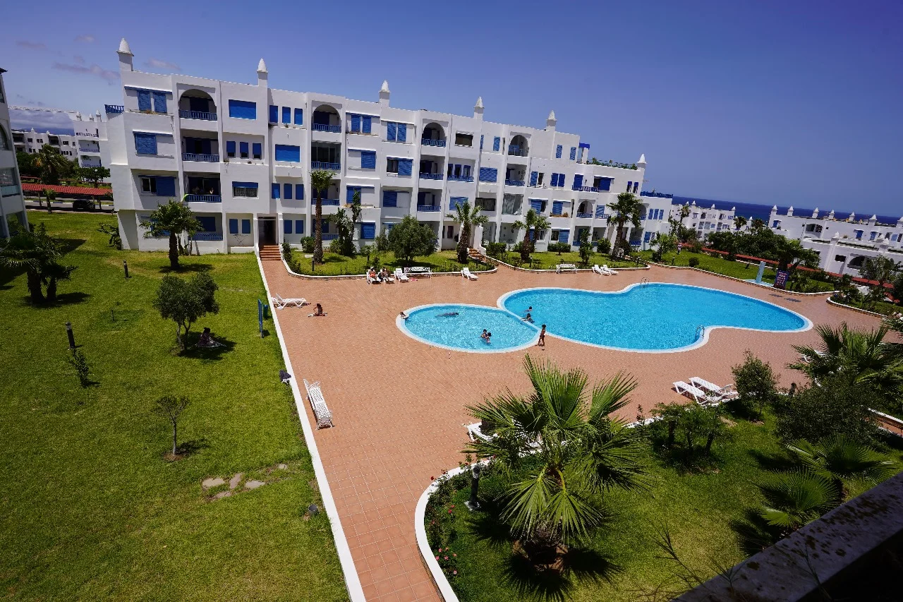 Appartement parfait à louer à kabila vista 2 chambre salon piscine 2 balcon 93mè