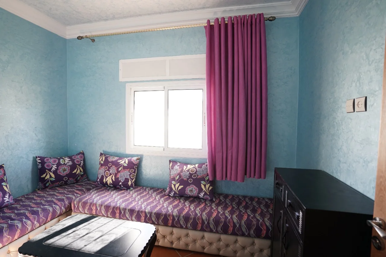 bel appartement à vendre à oued laou  2  chambre balcon salon ، Rez-de-chaussée 56 M²