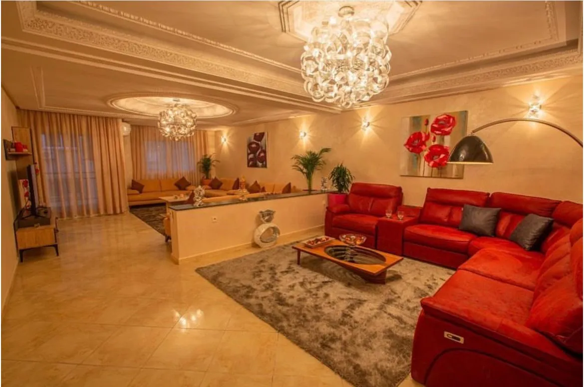 Appartement de luxe à louer dans un emplacement stratégique à Tanger. 