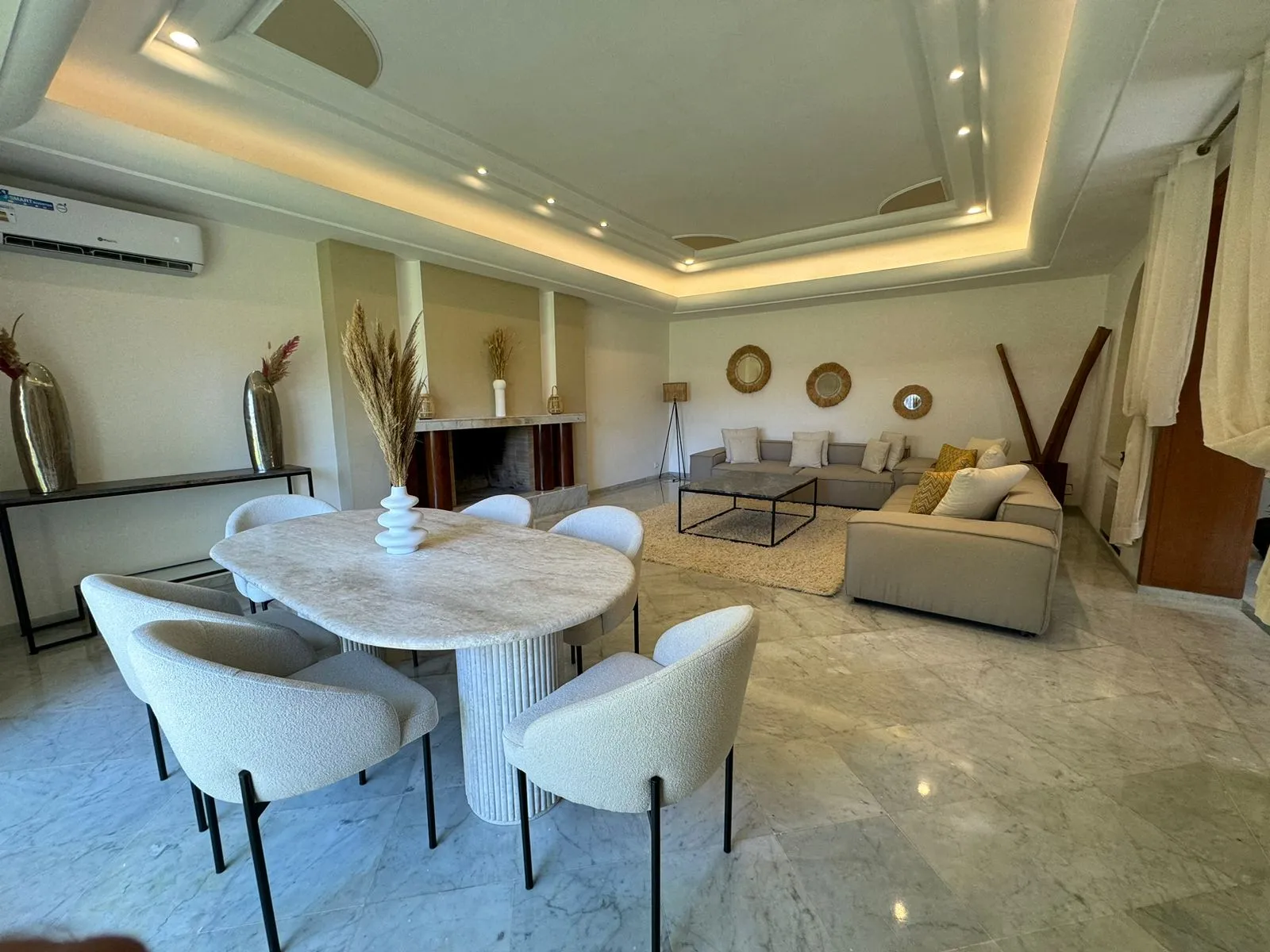 Villa de luxe à louer mensuellement à Rabat, d'une superficie de 2500 mètres 