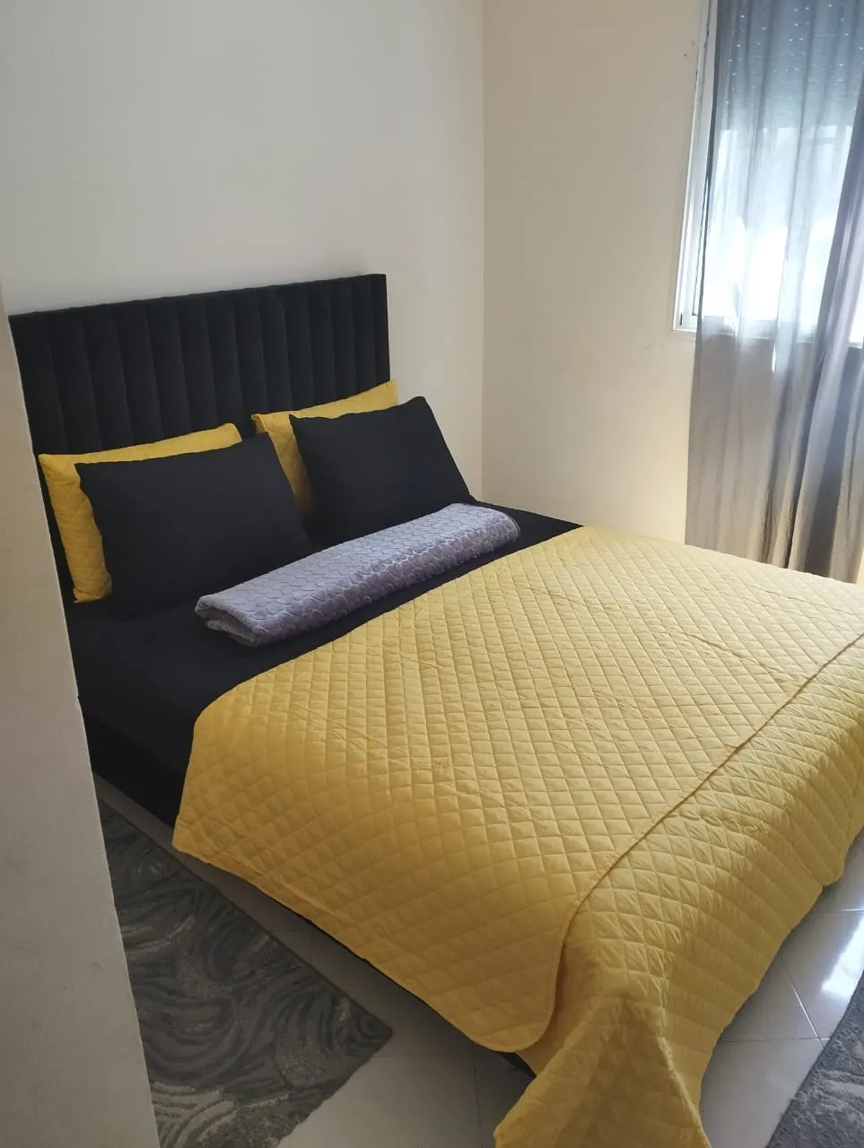 Bel appartement à louer à Boukhalef, Tanger – 2 chambres et un salon.