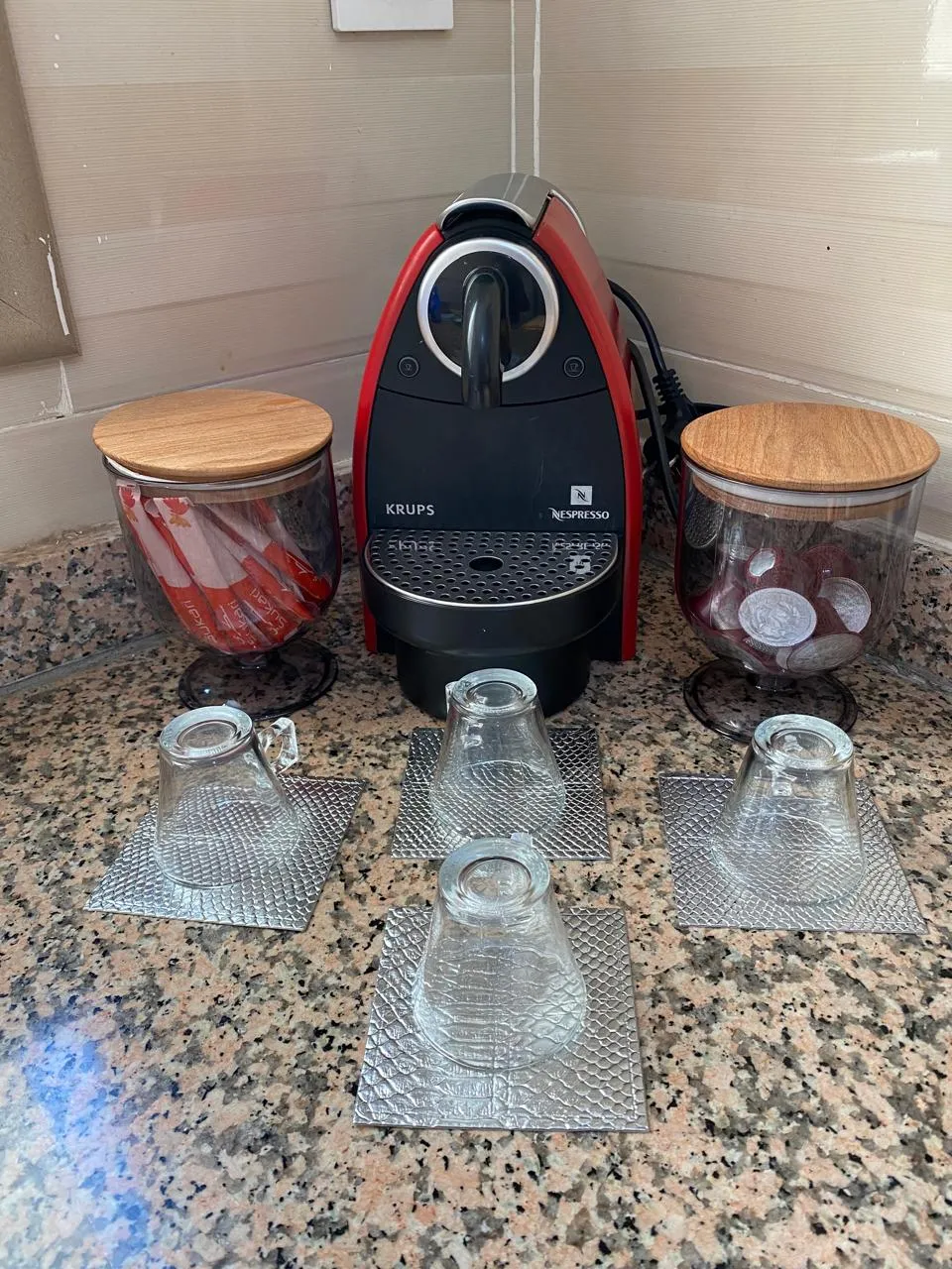 Un appartement meublé à louer par jour à Marrakech, situé au premier étage