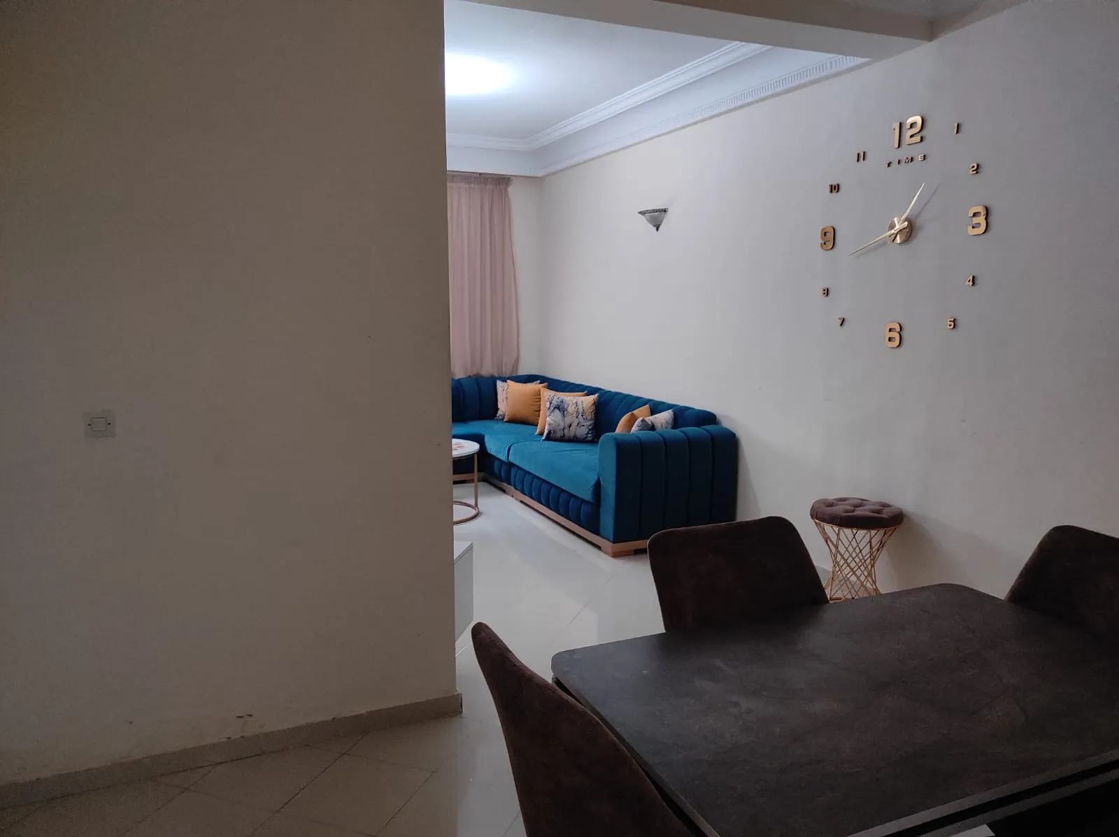 Bel appartement à louer à Boukhalef, Tanger – 2 chambres et un salon.