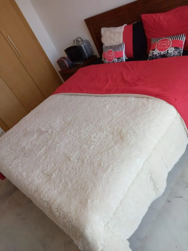 Appartement meublé à Harhoura  Rabat, avec trois chambres