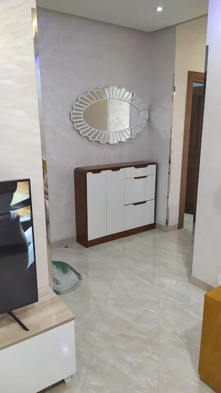 Bel appartement à louer à Tanger, emplacement excellent, 3 chambres.
