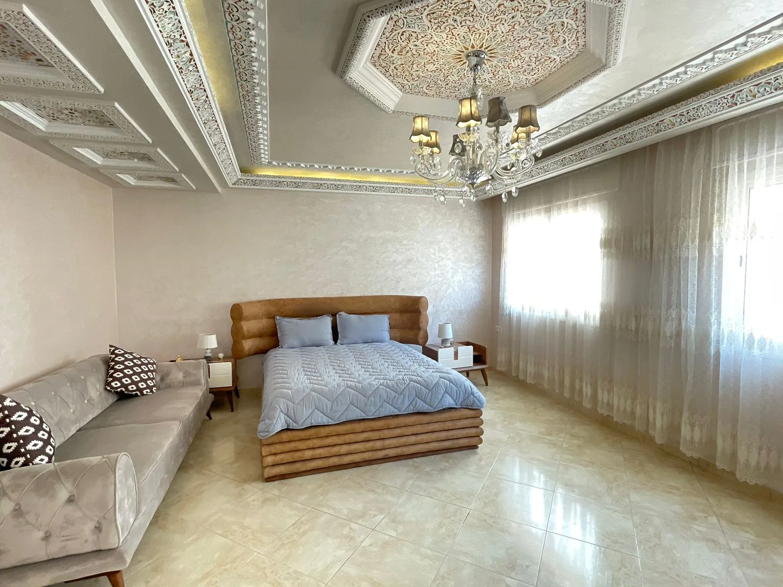Appartement de luxe à louer près de la corniche de Tanger 150 mètres 