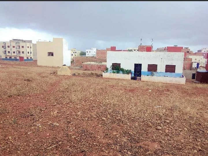 Appartement élégant à louer à la journée au rez-de-chaussée,  de deux chambres 