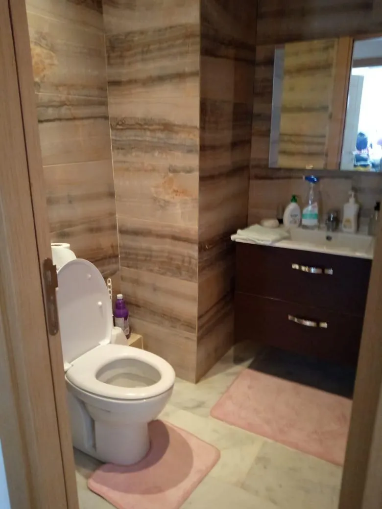 Appartement meublé à Harhoura  Rabat, avec trois chambres