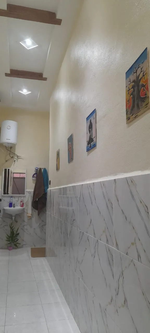 Bel appartement à louer à la journée à Agadir, dans la région d'Inzegan. 