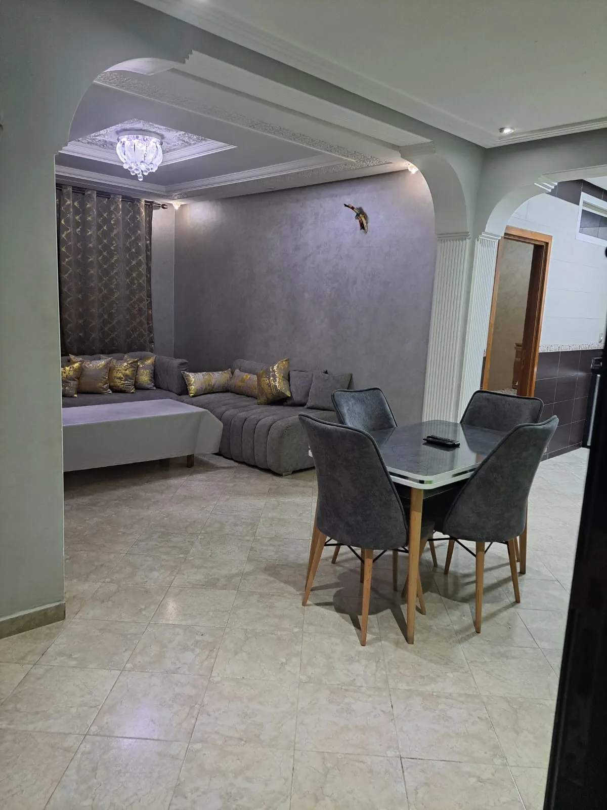 Appartement à louer à Tanger Balia dans une résidence moderne et sécurisée. 